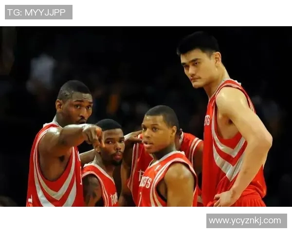 张隆与姚明的篮球传奇:从球场对决到友谊的深厚纽带 张隆与姚明的篮球传奇:从球场对决到友谊的深厚纽带