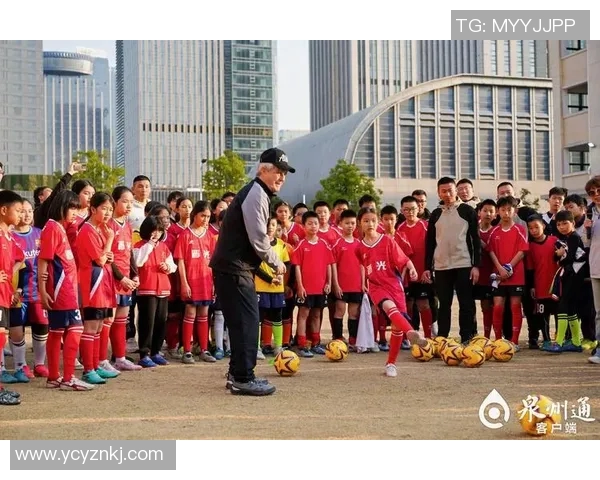 美工区足球明星欣赏图片展示足球运动的魅力与激情 美工区足球明星欣赏图片展示足球运动的魅力与激情