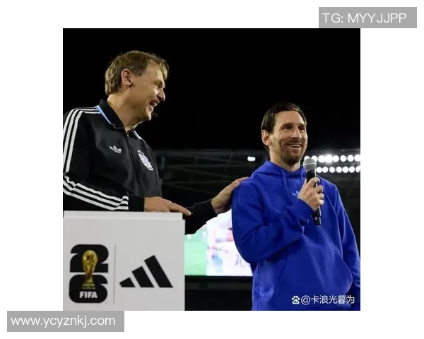 近代足球史上最伟大的明星球员及其传奇人生与辉煌成就探讨 近代足球史上最伟大的明星球员及其传奇人生与辉煌成就探讨