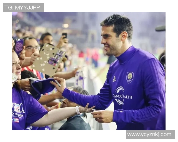 足球明星之子展示压腿技巧引发热议网友称赞其运动天赋与父亲相似 足球明星之子展示压腿技巧引发热议网友称赞其运动天赋与父亲相似